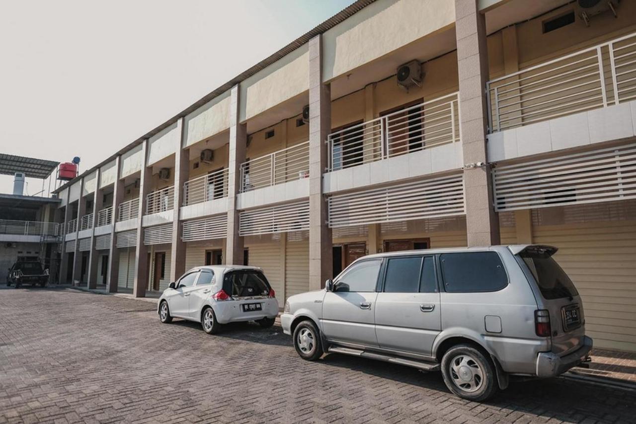 RedDoorz near RS Imanuel Lampung Hotel Bandar Lampung Exterior foto